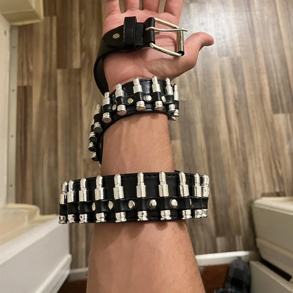 🧚‍♀️🧚‍♀️🧚‍♀️Auth CELINE Small Triomphe Belt Black Gold Leather Hardware - Picture 2 of 3